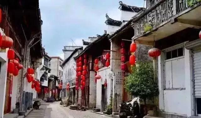逃离沙漠建筑
